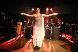 Jana Dekánková & Fats Jazz Band. Z ich vystúpenia v Sladkovského sále
