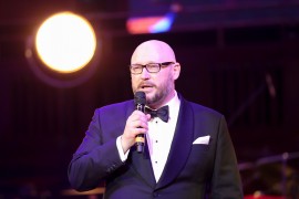 Lumír Mati, produkční ředitel plesu a jednatel společnosti ČESKO-SLOVENSKÝ PLES s.r.o. uvedl jako obvykle ambasadorky charity. Organizátoři plesu podpořili Maják n.o.